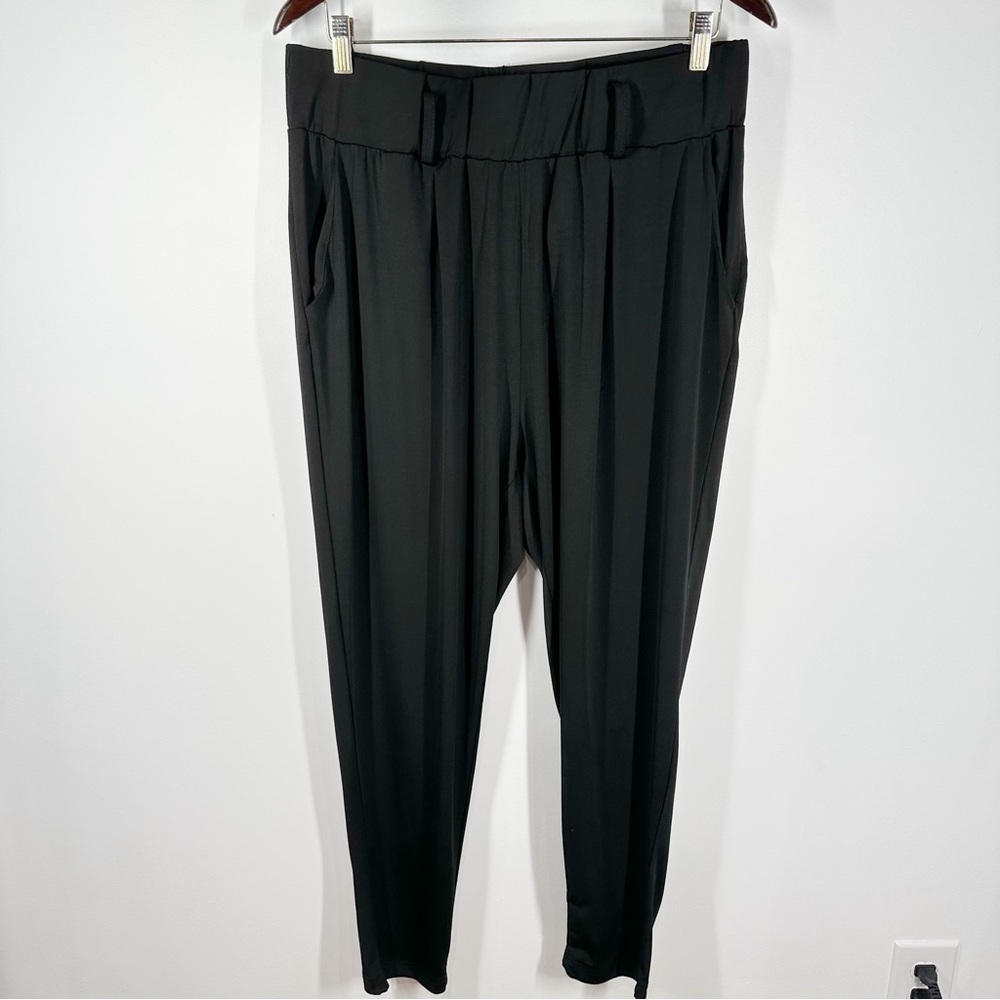 Roaman’s Black Stretchy Pull On Pants 14/16